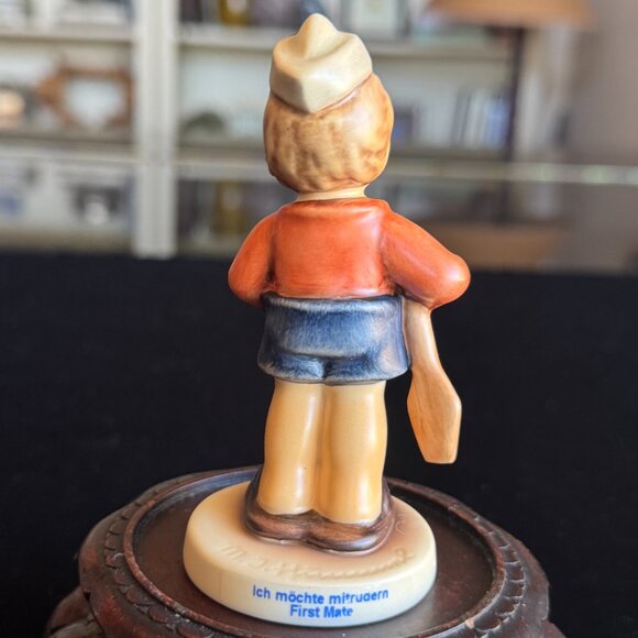 Goebel Hummel “Sailor Boy” Exclusive Edition w/Box TMK7 Kontroll-Nr. 3188 - Picture 4 of 4